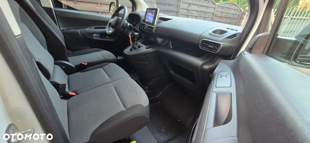 Toyota proace city - 14