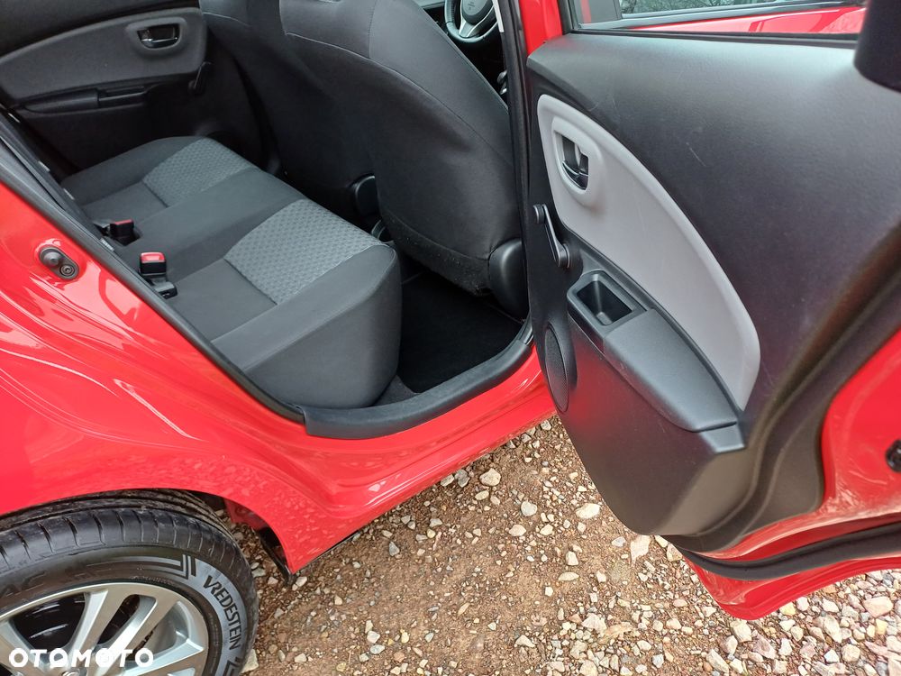 Toyota Yaris - 23