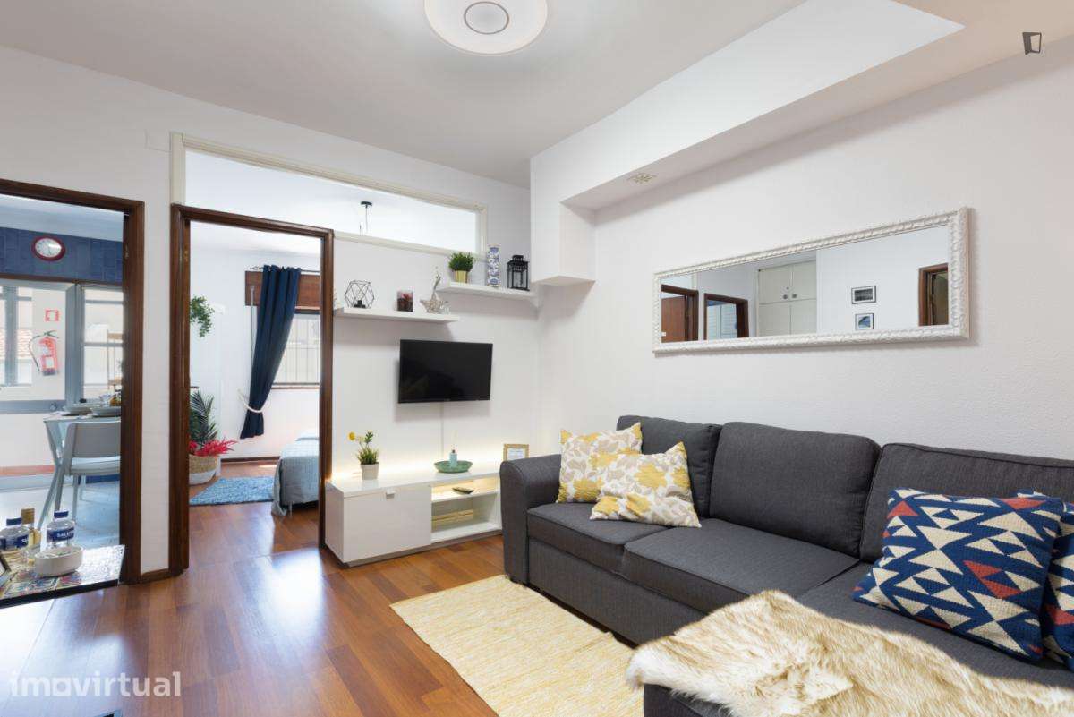 Apartamento com 1 quartos - localizado em Cedofeita Porto - Grande imagem: 2/35