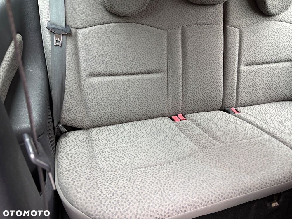 Renault Clio - 13