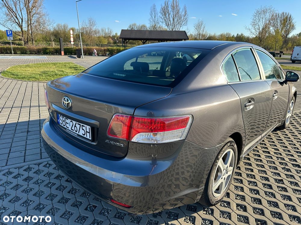 Toyota Avensis 1.8 Premium - 3