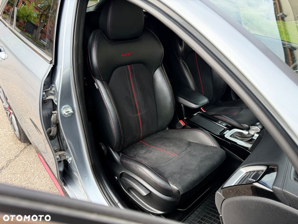 Kia ProCeed - 7