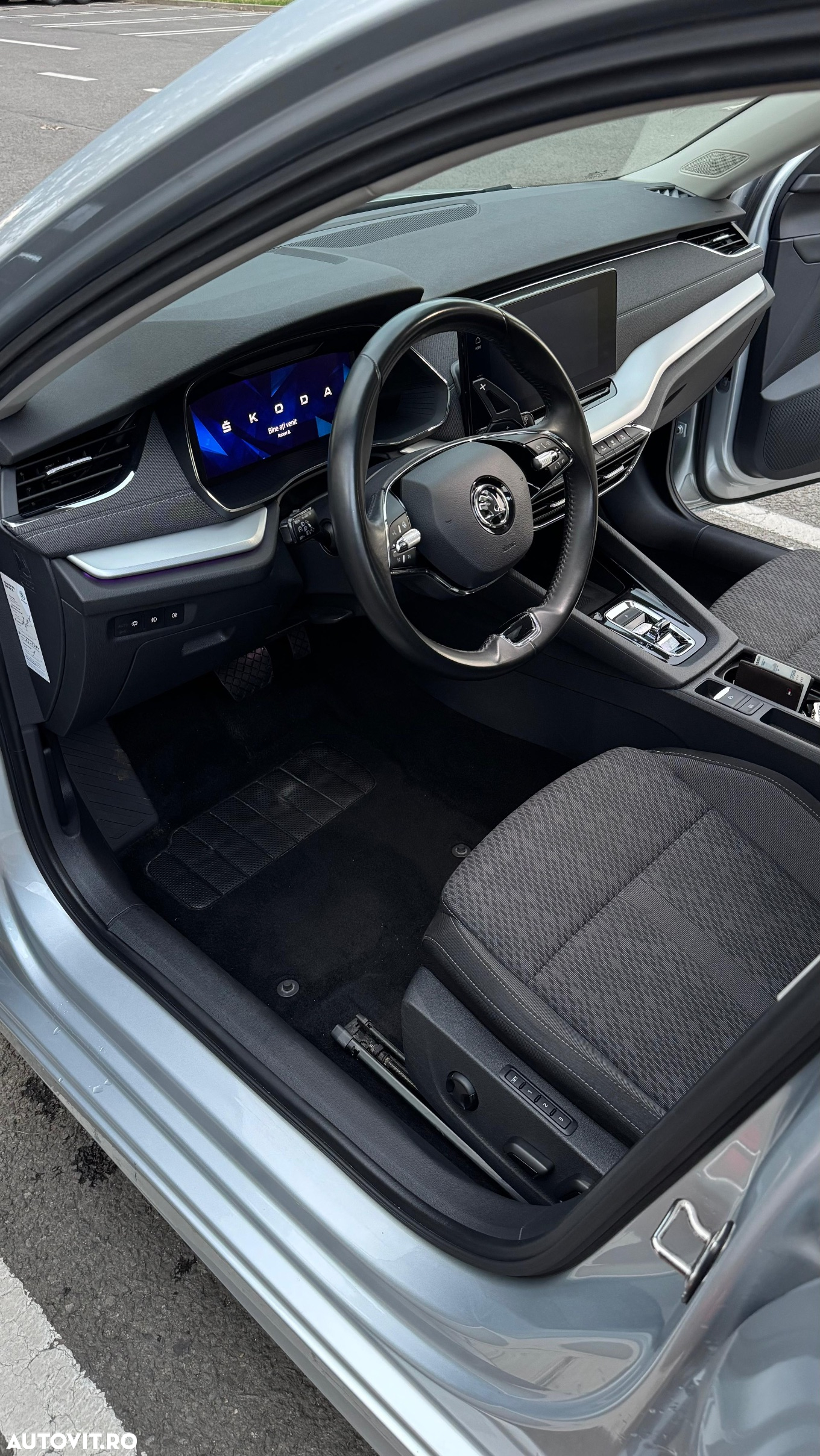 Skoda Octavia 2.0 TDI DSG First Edition - 9