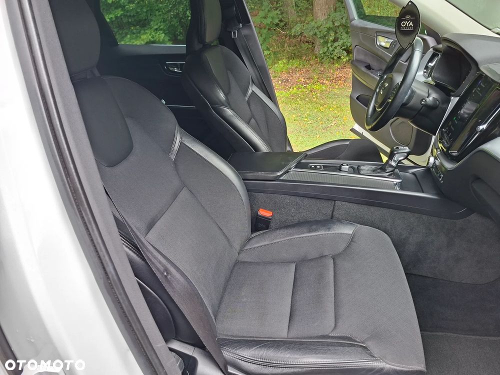 Volvo XC 60 D4 SCR Inscription - 23