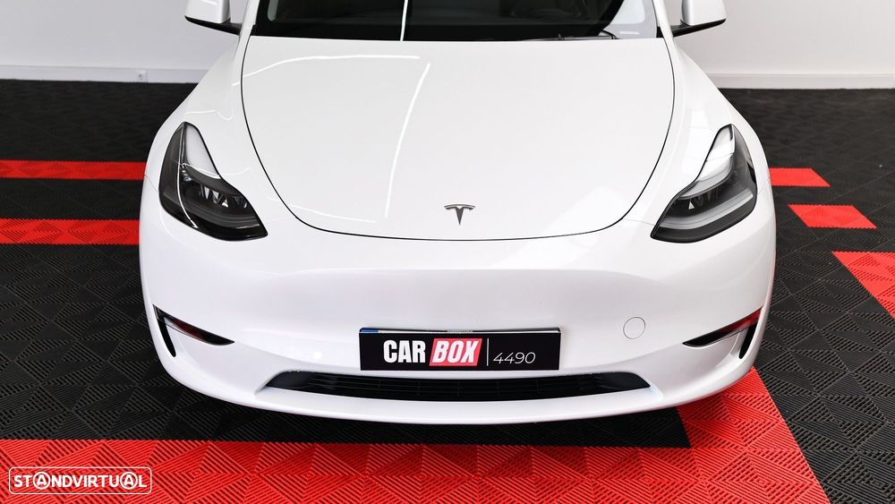 Tesla Model Y Long Range Dual Motor AWD - 8