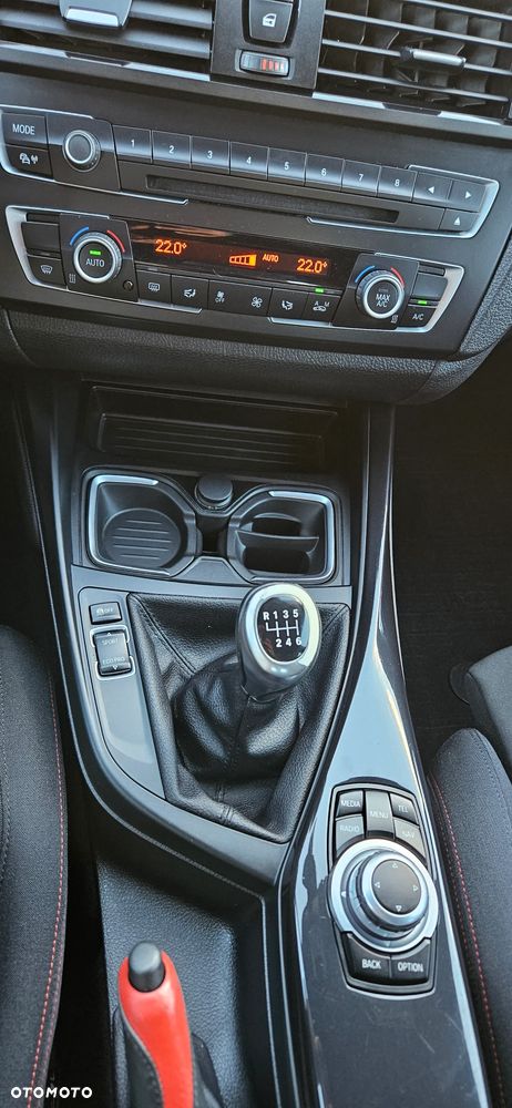 BMW Seria 1 116d EfficientDynamics Sport Line - 13