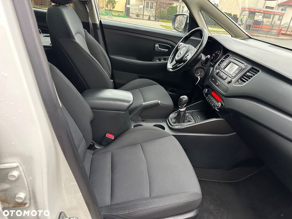 Kia Carens 1.7 CRDi XL - 22