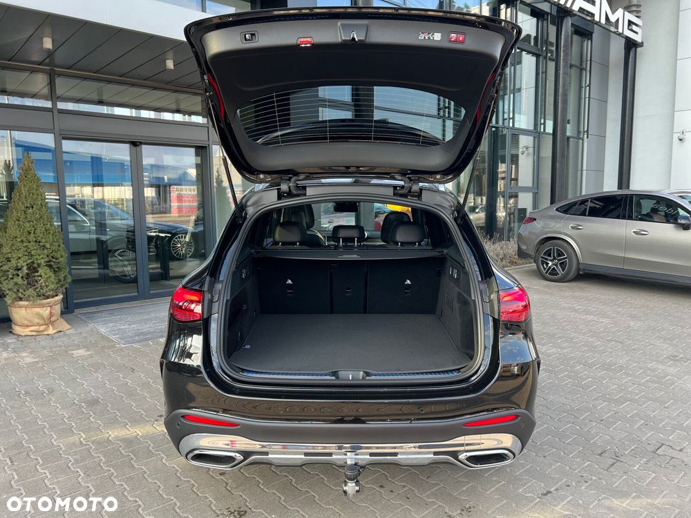 Mercedes-Benz GLC - 22