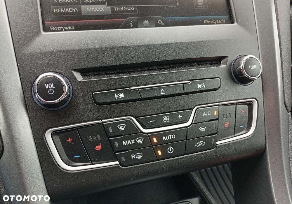 Ford Mondeo - 31