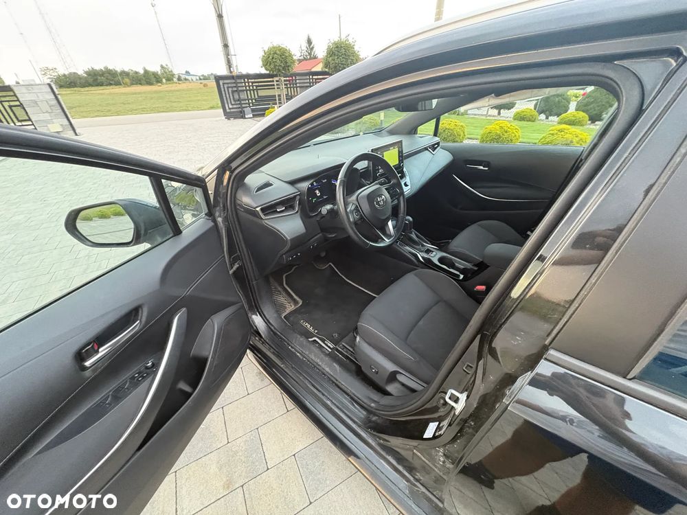 Toyota Corolla 1.8 Hybrid Comfort - 10