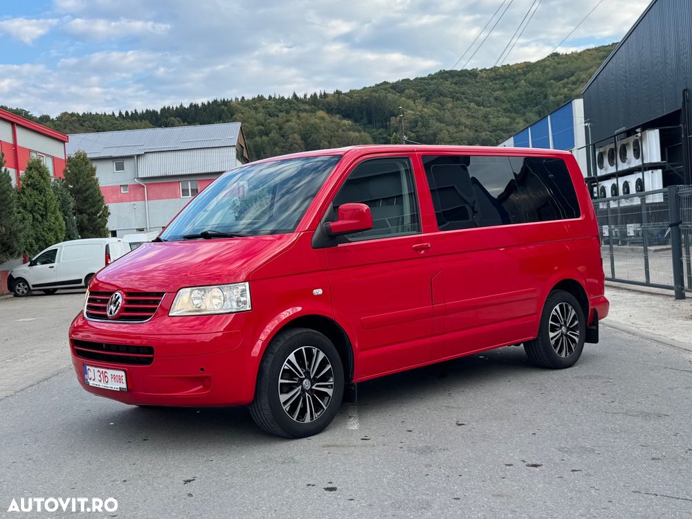 Volkswagen Caravelle - 2