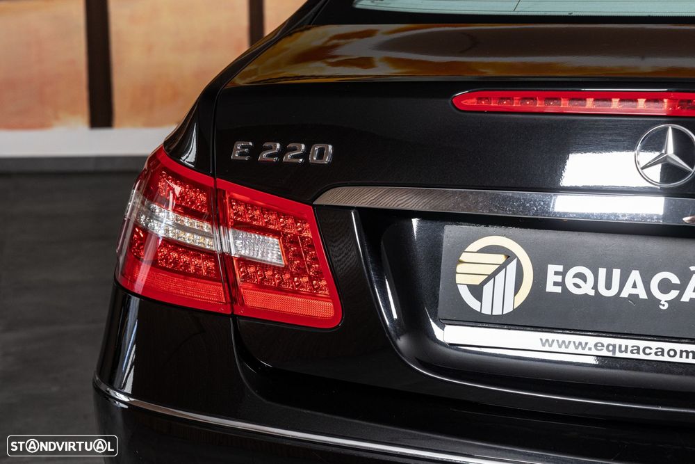 Mercedes-Benz E 220 CDi Avantgarde BlueEfficiency - 10
