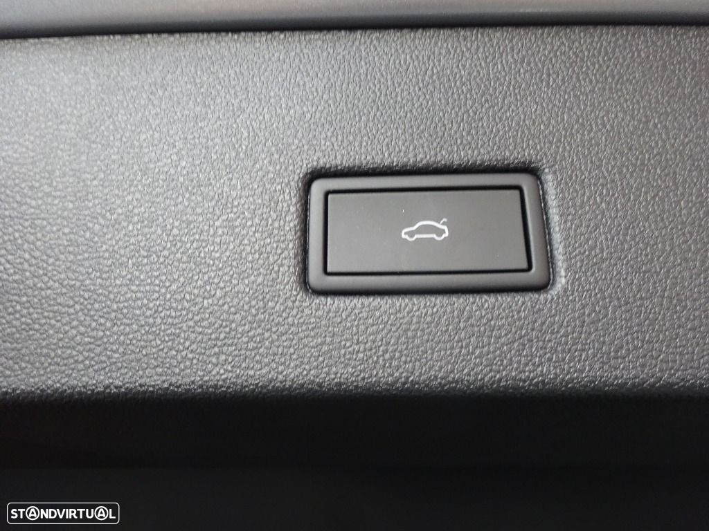 VW T-Roc 1.5 TSI Black Style DSG - 34