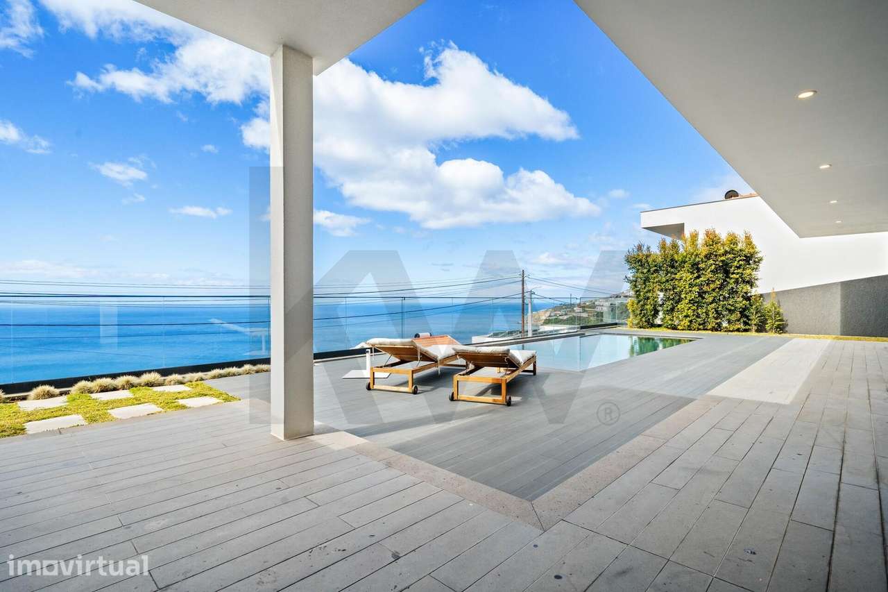 Moradia T3 Minimalista com piscina com vista mar desafogada na Achada, - Grande imagem: 4/60