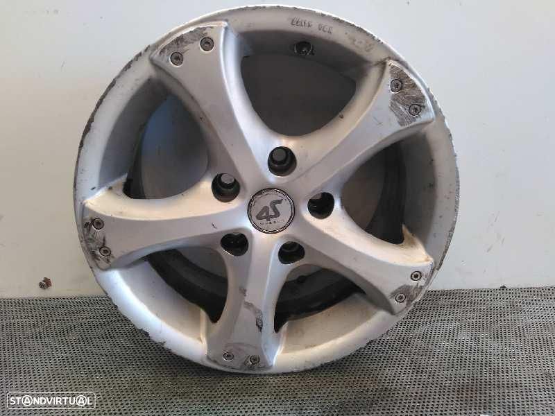 PNEU HONDA CR-V RD8 - 1
