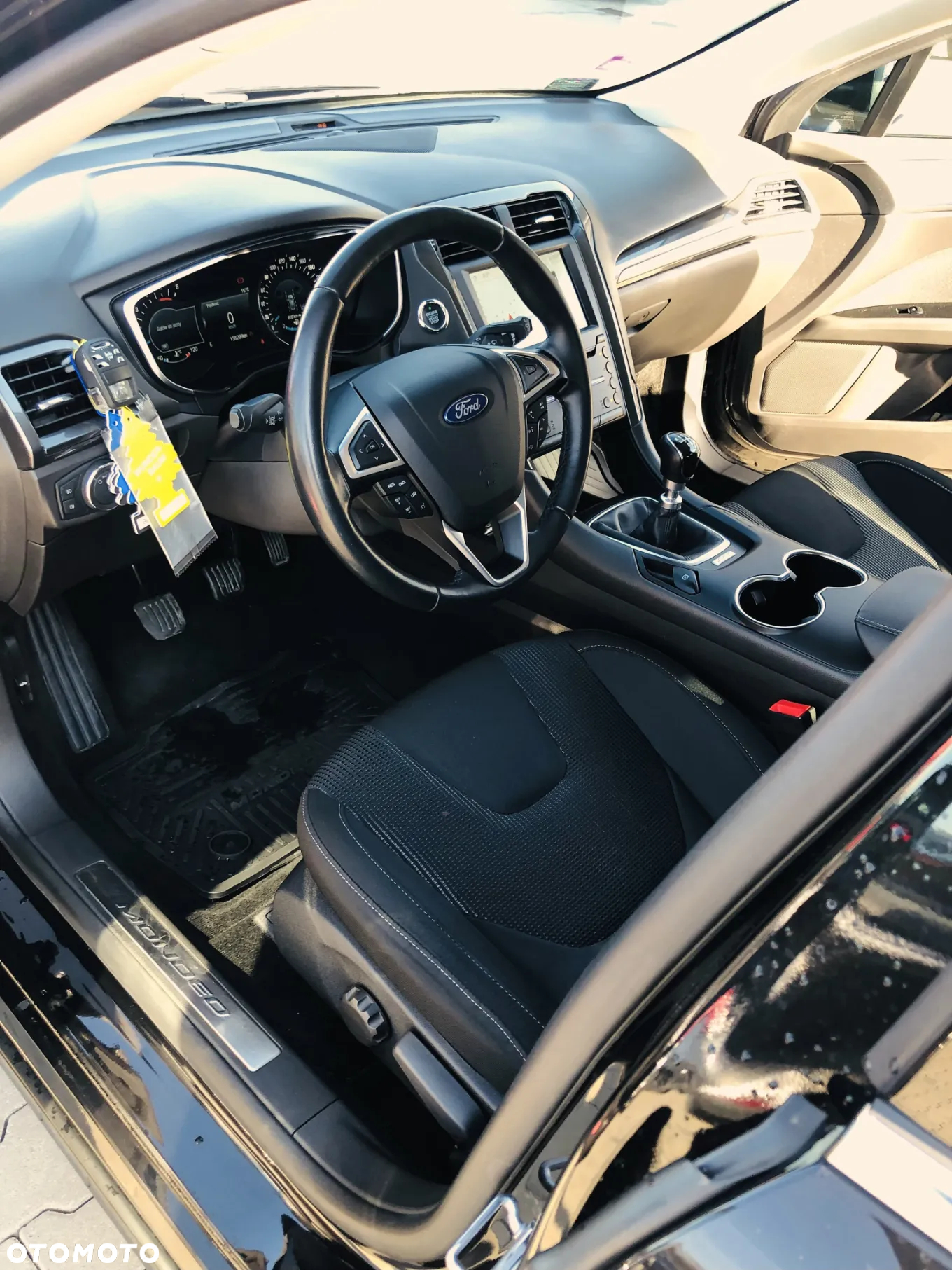 Ford Mondeo 2.0 EcoBlue Titanium - 14