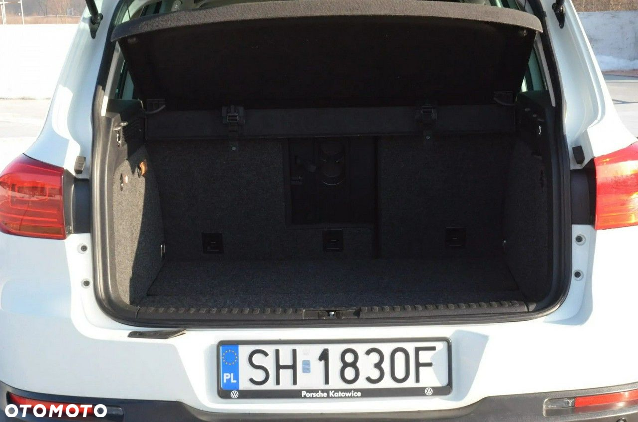 Volkswagen Tiguan - 14