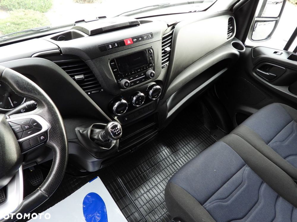 Iveco DAILY 50C17 PLANDEKA 10 PALET TEMPOMAT PNEUMATYKA BLIŹNIACZE KOŁA KLIMATYZACJA  180KM - 32