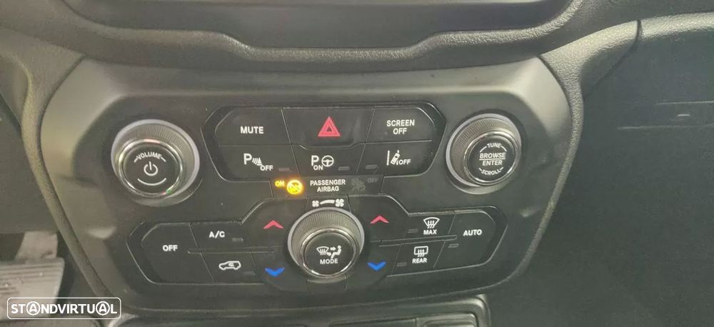 Jeep Renegade 1.3 TG Trailhawk - 37