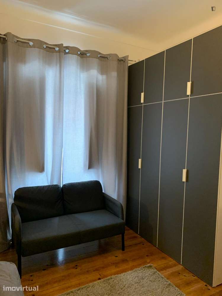 Quarto - localizado em Pontinha Lisbon - Grande imagem: 2/24