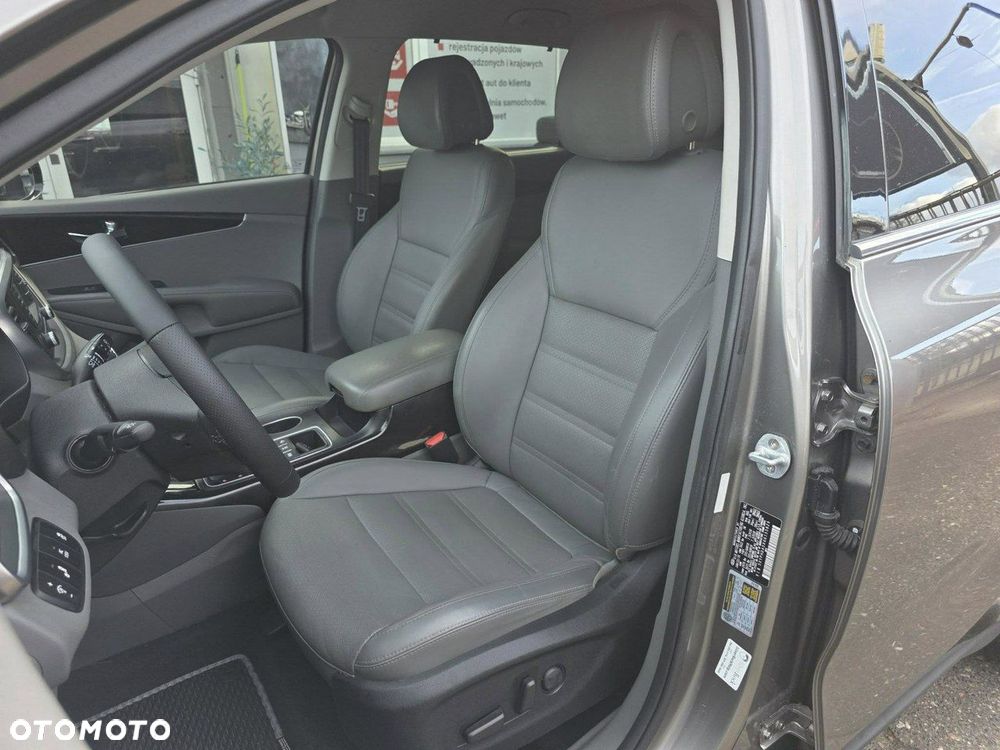 Kia Sorento - 7