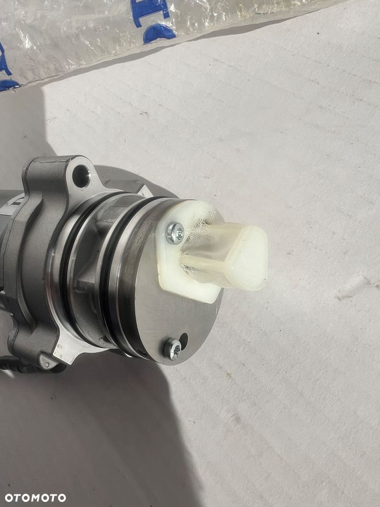 Pompa Haldex Wstępnego Ciśnienia plus śruby - 2