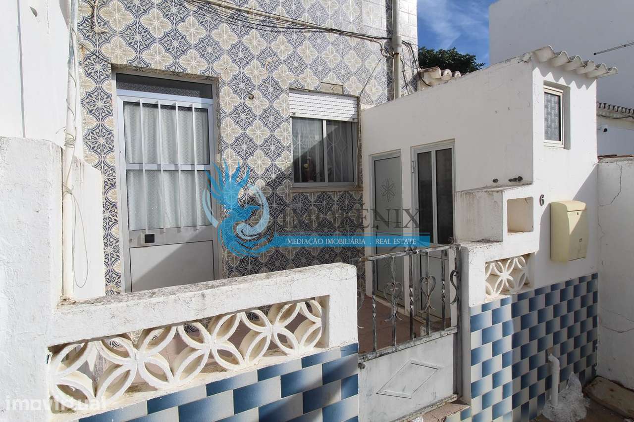 Moradia de 2 Pisos com Traça Algarvia no Cerro de Malpique - Grande imagem: 3/21