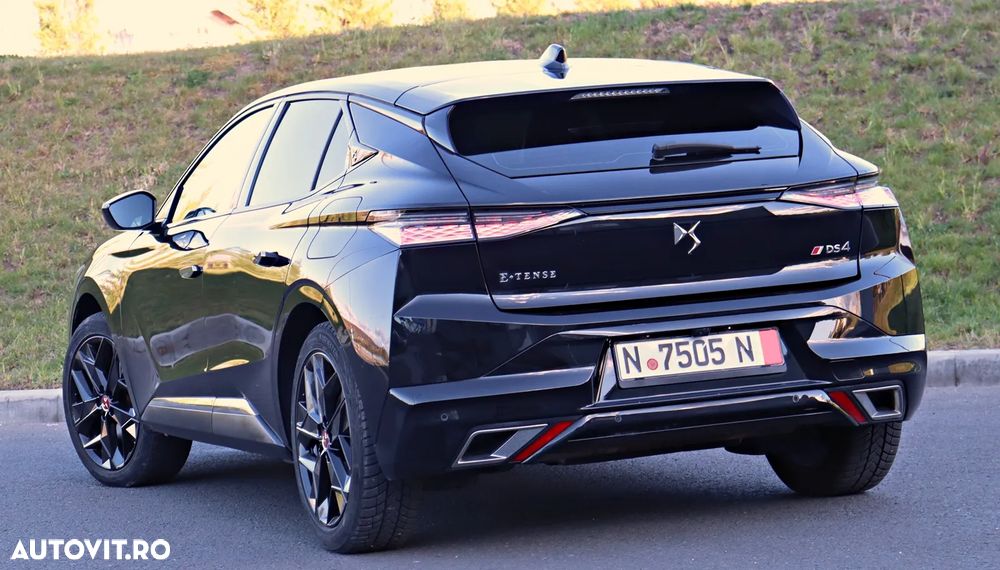 DS Automobiles DS 4 DS4 1.6 PHeV FWD 225 EAT8 PERFORMANCE LINE + - 10