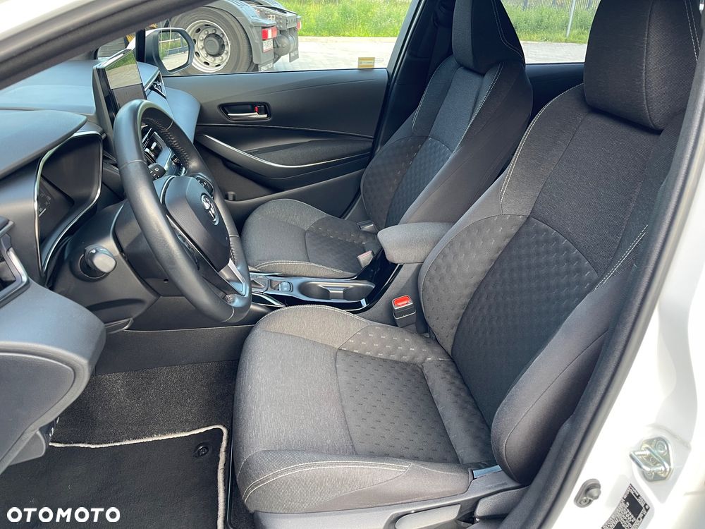 Toyota Corolla 1.8 Hybrid Comfort - 10