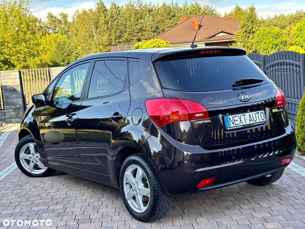 Kia Venga 1.4 CRDi 90 Attract - 11