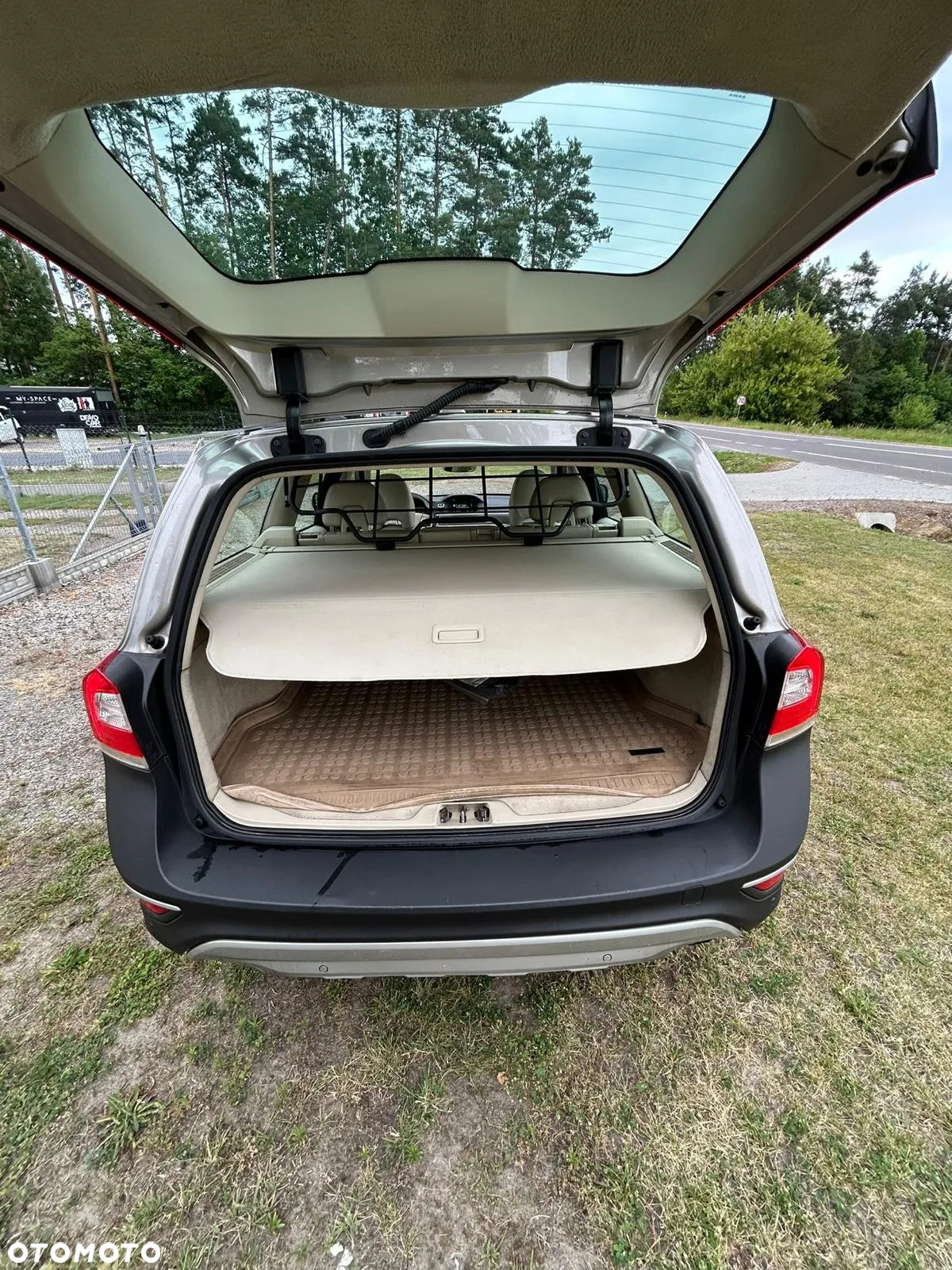 Volvo XC 70 - 9