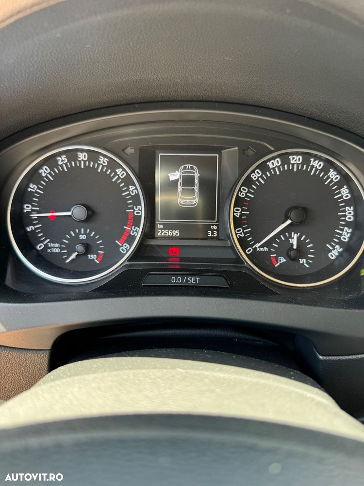Skoda RAPID 1.4 TDI Active - 4