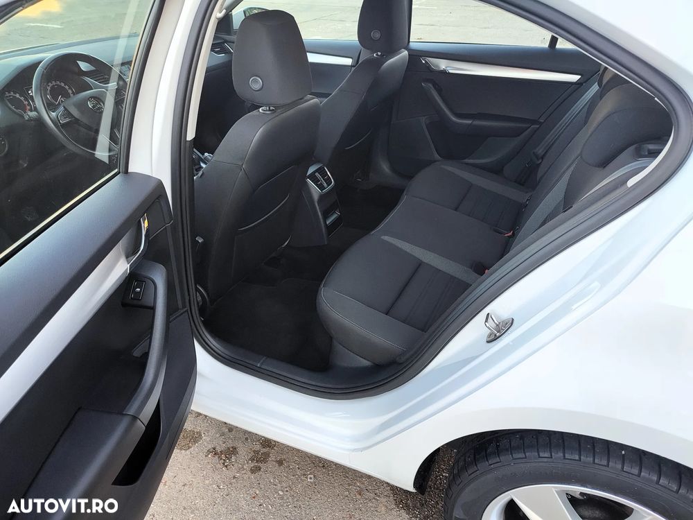Skoda Octavia - 9