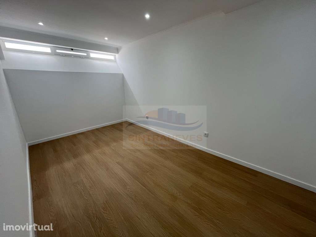 Apartamento T2 totalmente remodelado com terraço - Grande imagem: 5/17