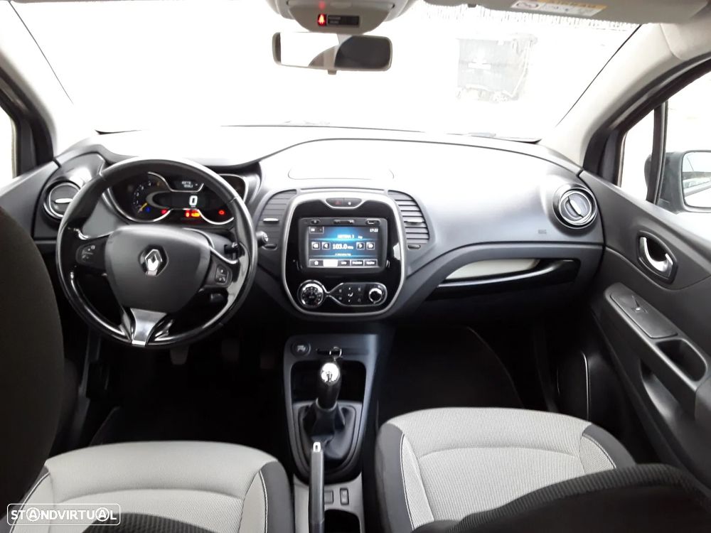 Renault Captur 1.5 dCi Exclusive - 15