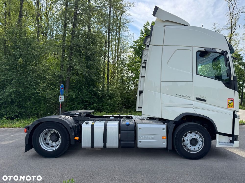 Volvo - 3