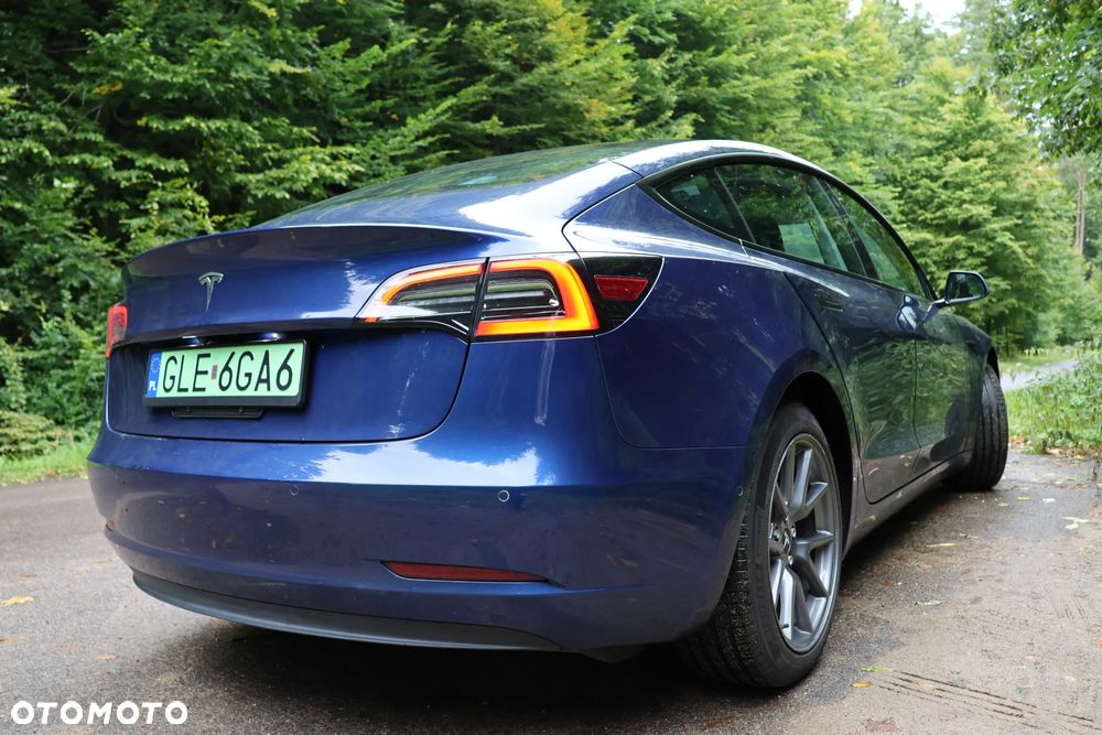 Tesla Model 3 RWD - 3