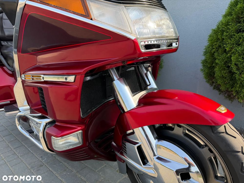 Honda GL - 12