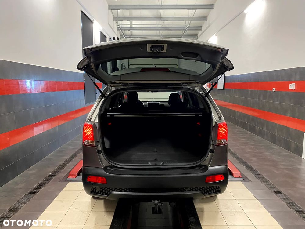 Kia Sorento 2.4 CVVT Attract - 12
