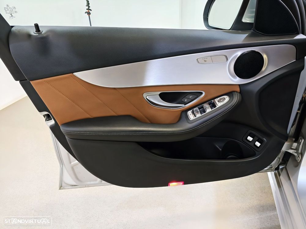 Mercedes-Benz C 300 e AMG Line - 7