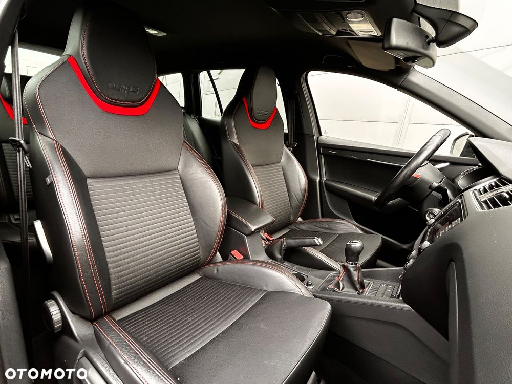 Skoda Octavia 2.0 TDI (Green tec) RS - 29