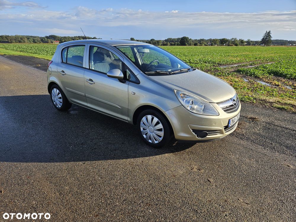 Opel Corsa 1.2 16V Cosmo - 2