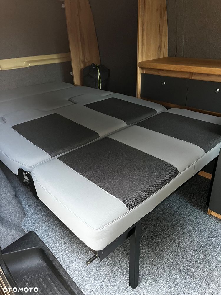 Volkswagen T5 - 16