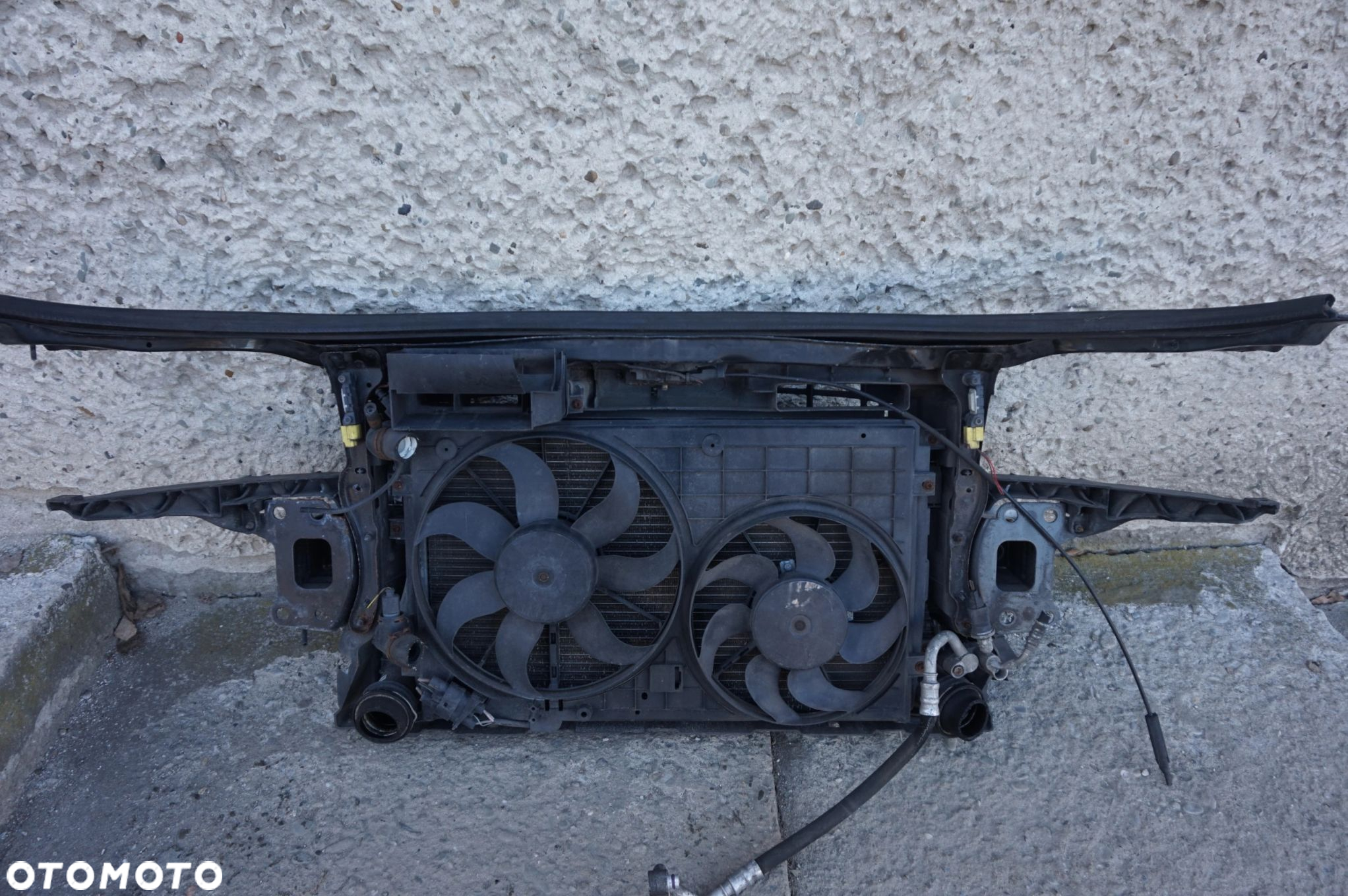 WZMOCNIENIE PAS PRZEDNI KOMPLETNY PRZÓD AUDI A3 8P - 8