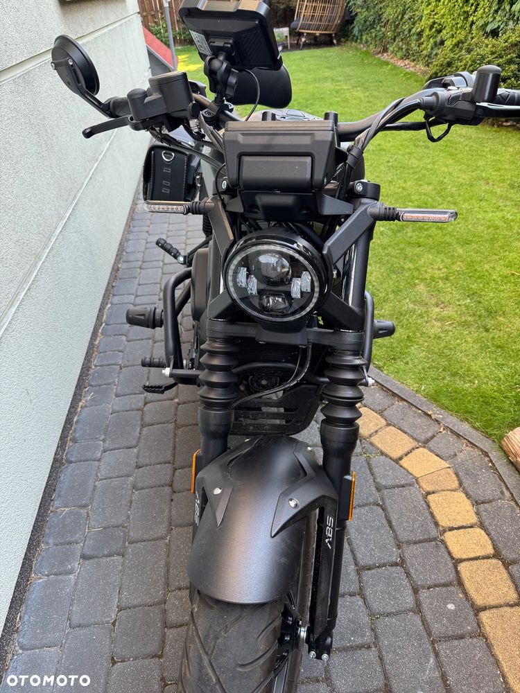 Zontes 125 C2 - 7