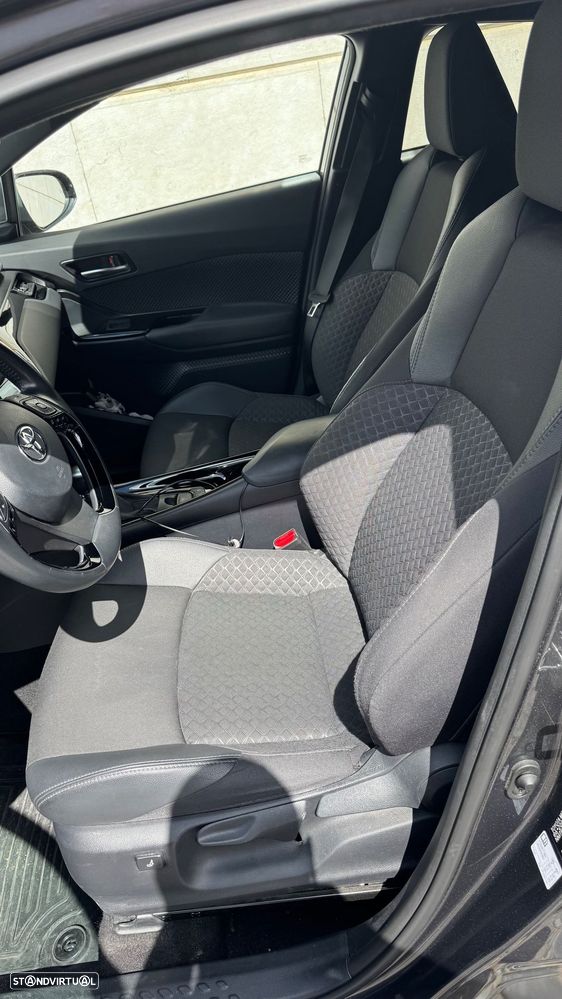 Toyota C-HR 1.8 Hybrid Comfort - 11