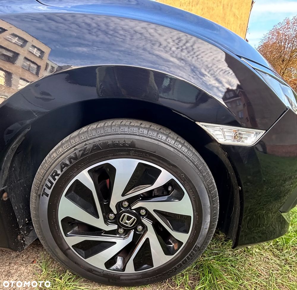 Honda Civic 1.5 T Comfort - 16