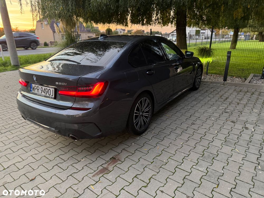 BMW Seria 3 320i M Sport sport - 15
