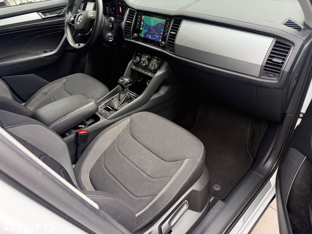Skoda Karoq 2.0 TDI DSG Tour - 8