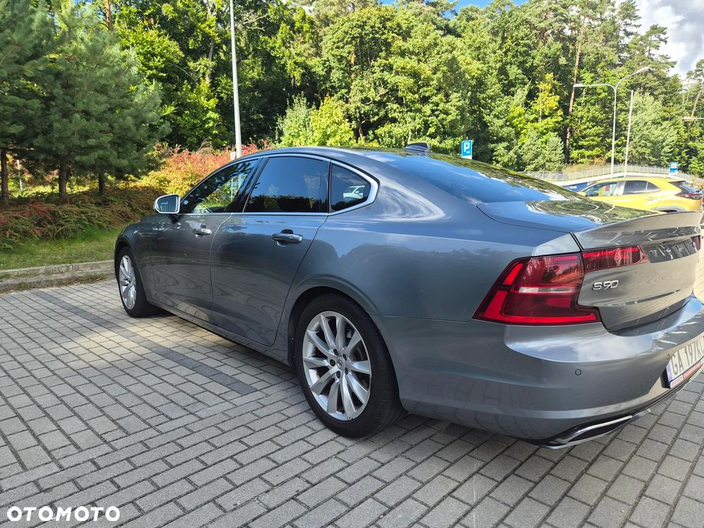 Volvo S90 D4 R-Design - 18
